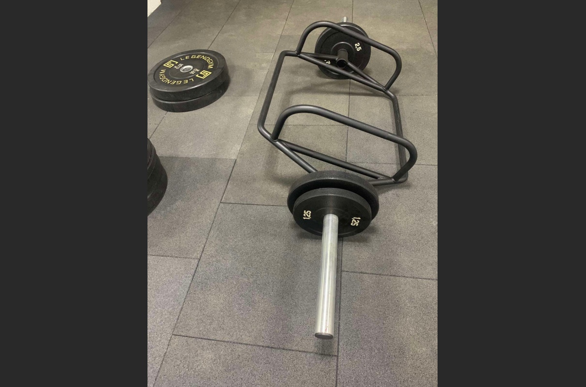 VB 240-02 Hex bar closed