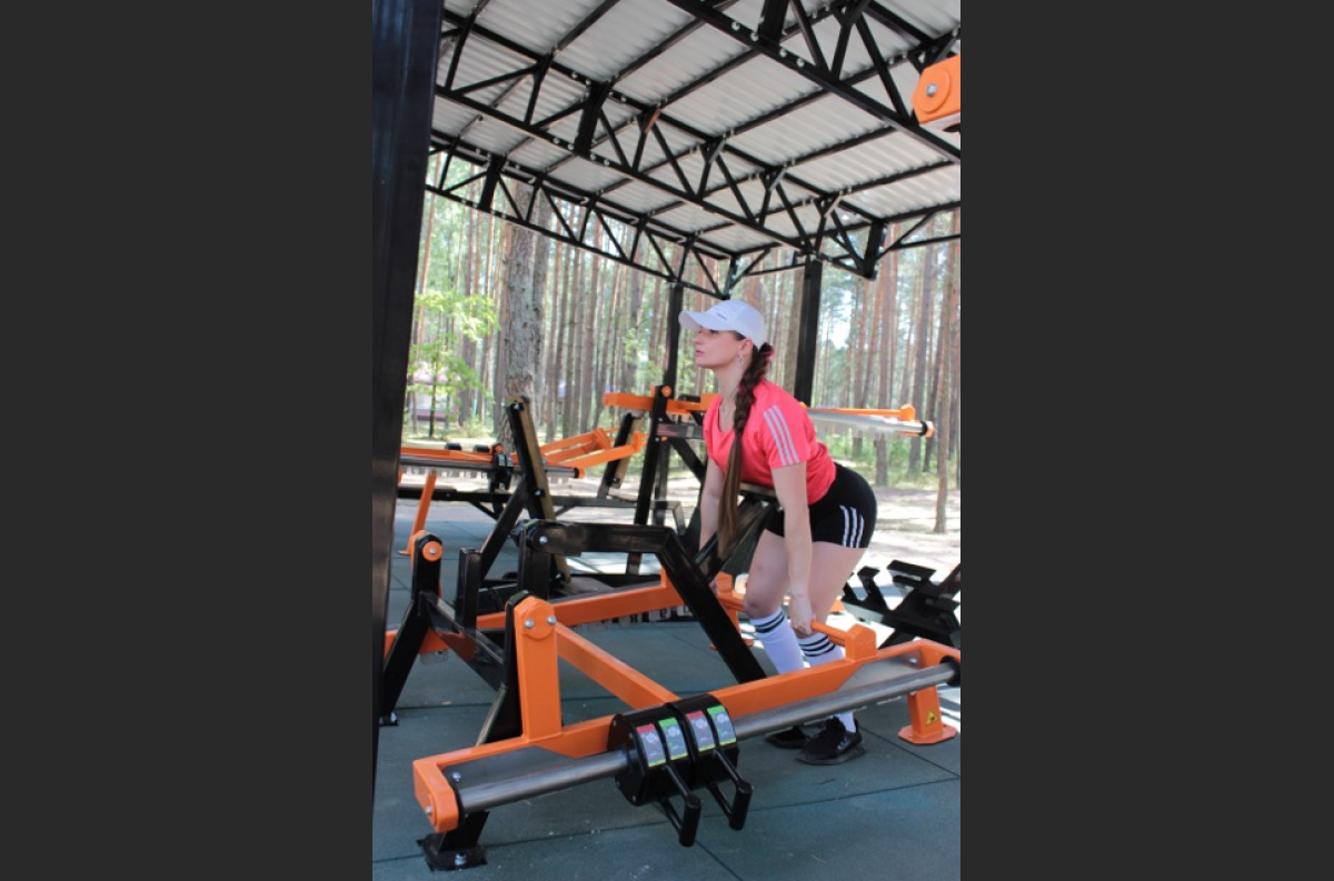 SG 603 Outdoor Deadlift / Bent-over row