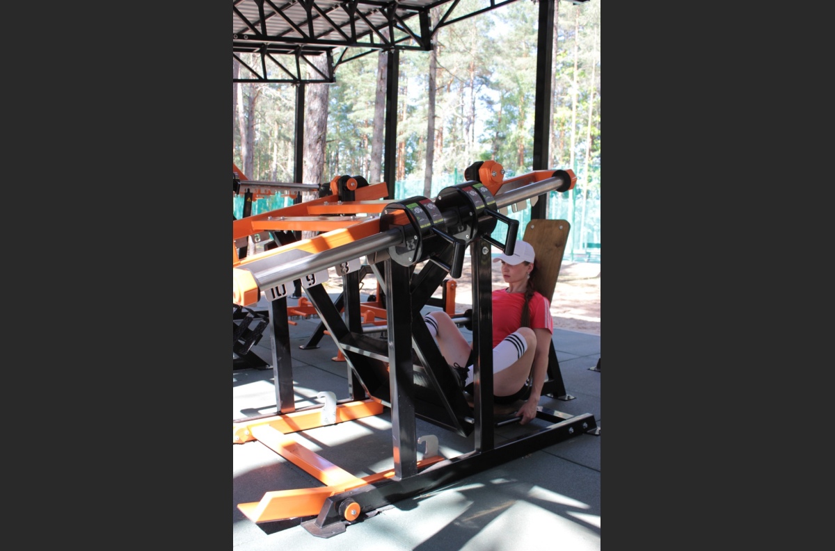 Outdoor Leg press machine / Squats | LEGENDGYM (EU)