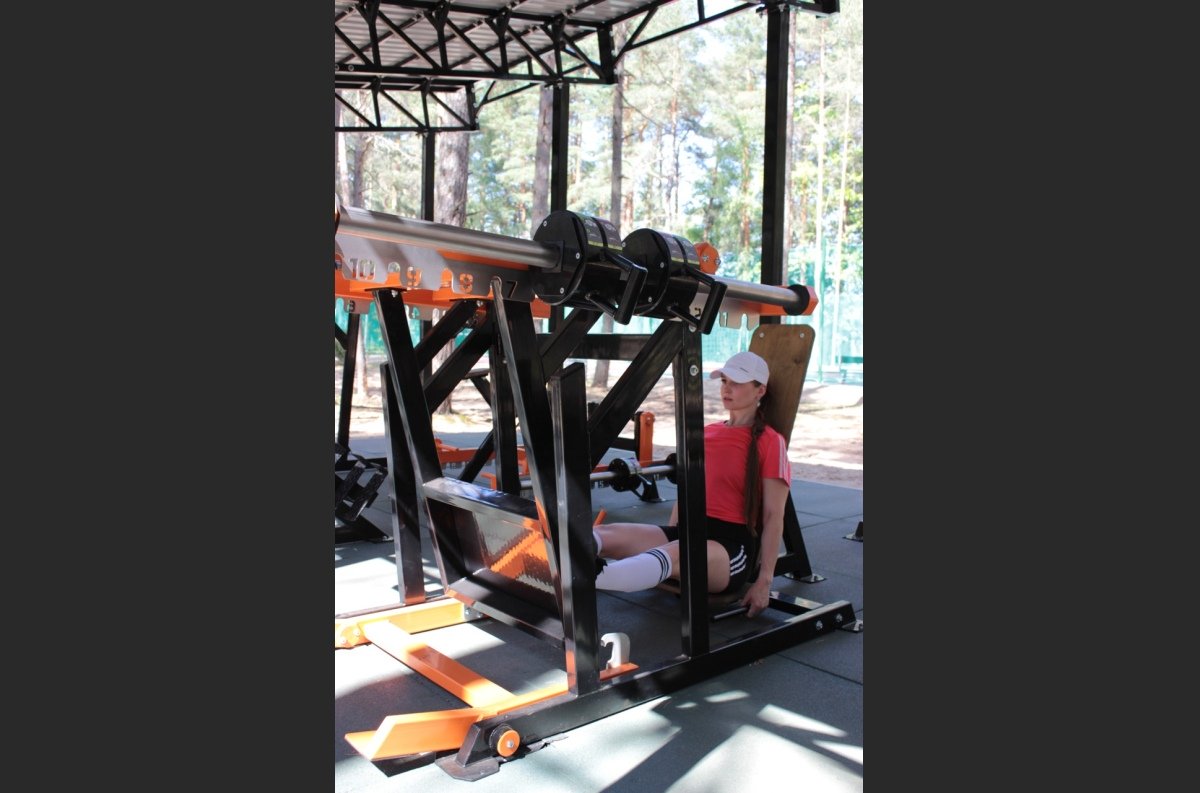SG 604 Outdoor Leg press / Squats