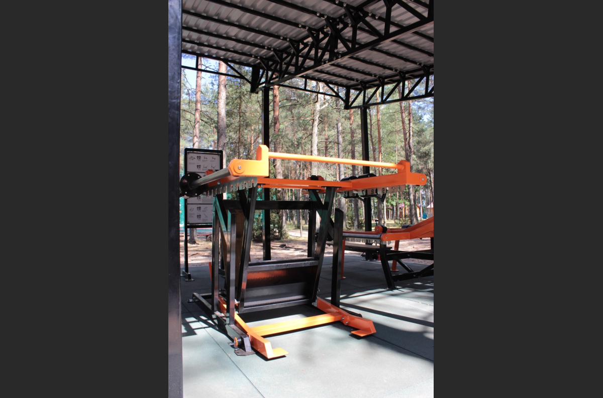 SG 604 Outdoor Leg press / Squats