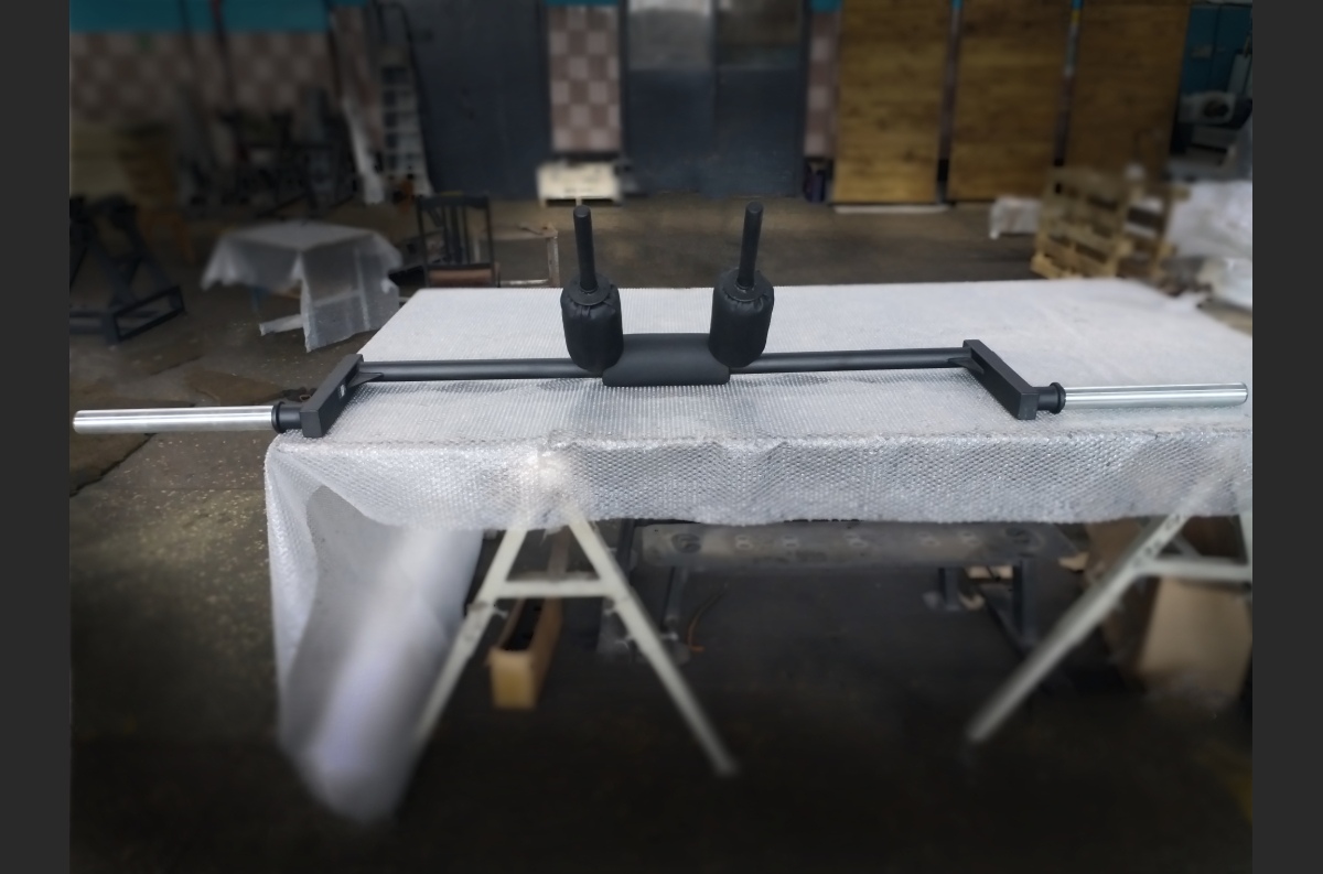 VB 246 Olympic safety squat (Hatfield)  bar (including pads)
