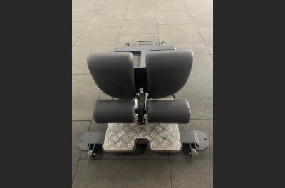 VB 211 Sissy-squat