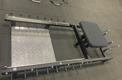 VB 298 Station for training leg muscles