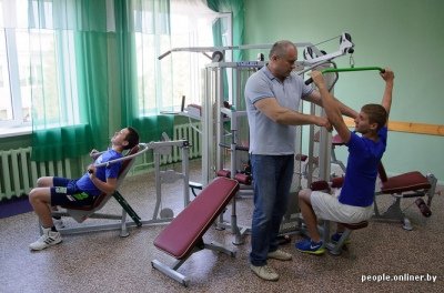 А400 Multifunctional childrens' sports exercising complex