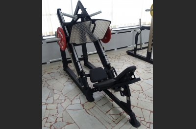 VB 101 Leg Press machine 45° degree (Linear leg press)