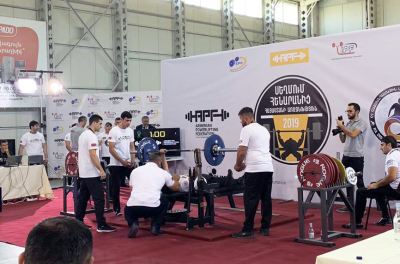 VB 293 Flat bench for athletes with MSDs
