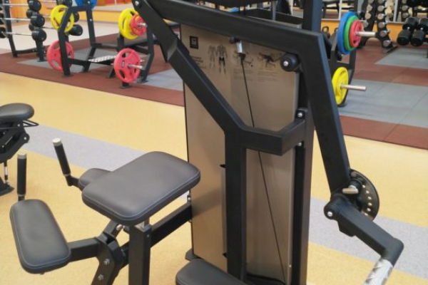 VB-317-Тренажер-ягодичной-мышцы-Glutes-workout-Machine-552x736
