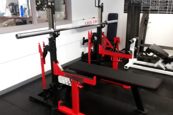 commercial-bench-press-for-powerlifting-sale-Squat-stand-620x736