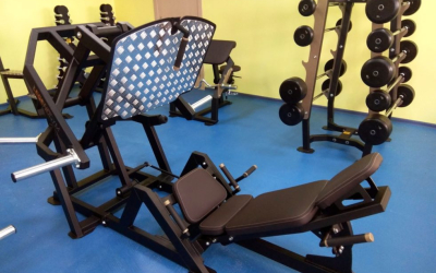 LEGENDYM equipment at school fitness center